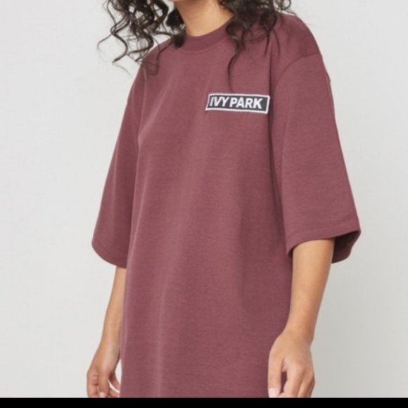 IVY PARK Flag Badge Tee In Plum unisex fit oversized S. - Picture 3 of 4